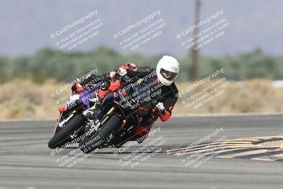 media/Oct-13-2025-Moto Forza (Mon) [[a66d839500]]/3-B Group/Session 3 (Turn 16)/